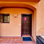 Oasis Con Piscina Y Sol Hébergement de vacances