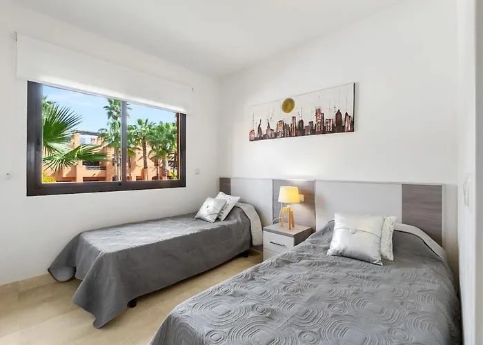 Oasis Con Piscina Y Sol 度假居
