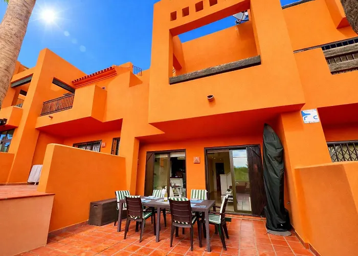 Oasis Con Piscina Y Sol 度假居 圣米格尔德萨利纳斯